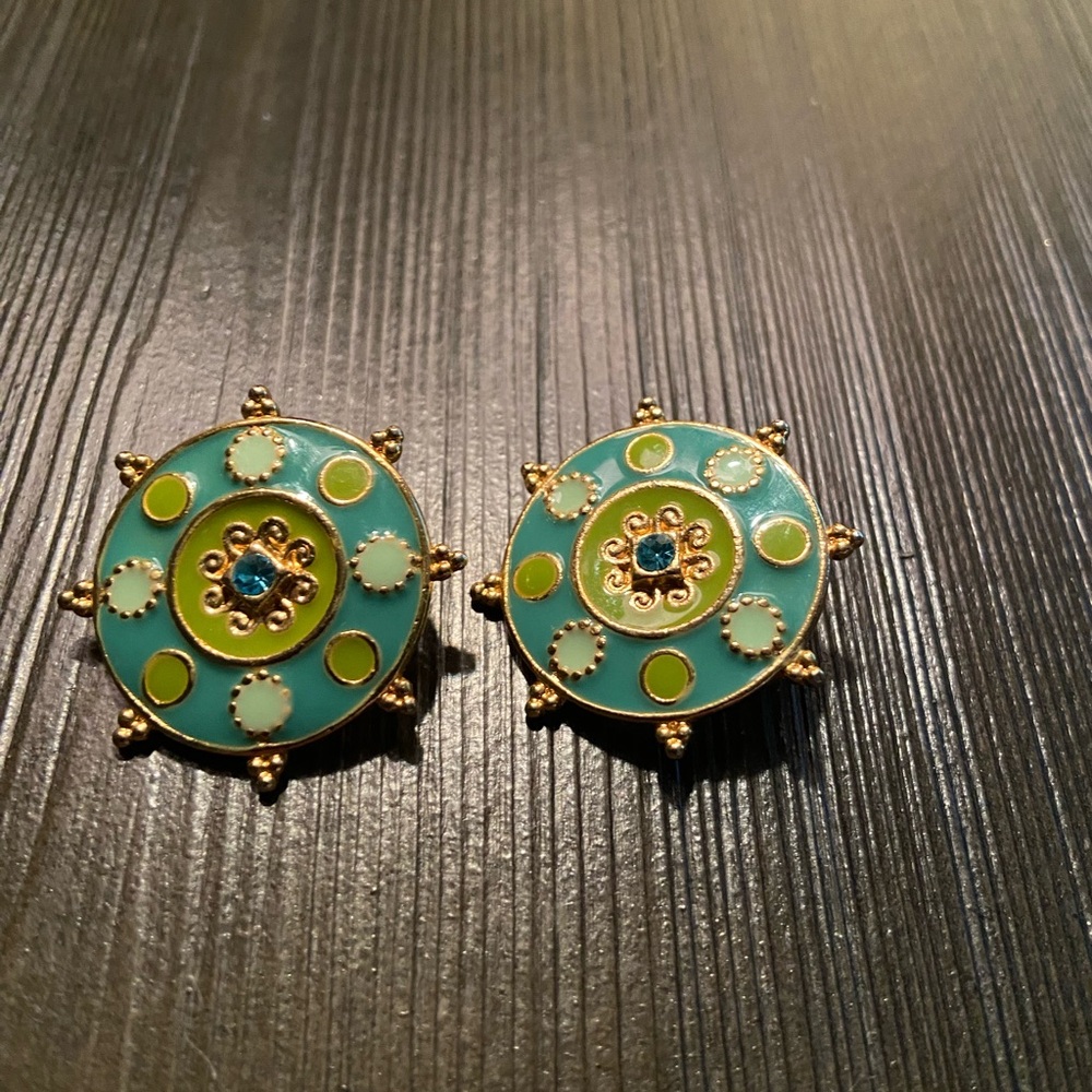Elegant Gold and Green Earrings
